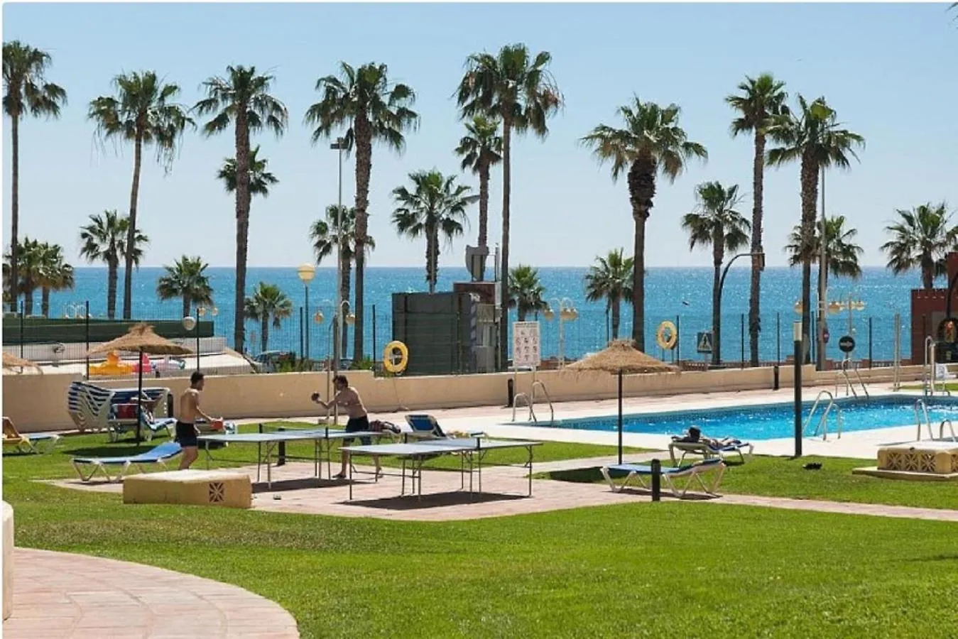 Aloha Playa Deluxe Wifi Swimming Pools & Parking Apartment Benalmadena